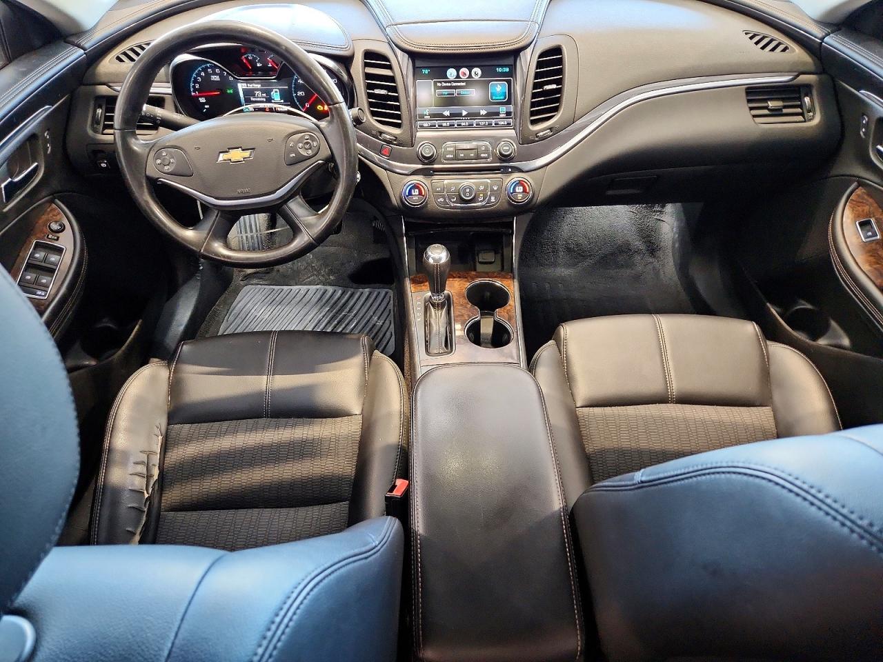 2015 Chevrolet Impala Lt Red vin: 2G1115SL7F9242832