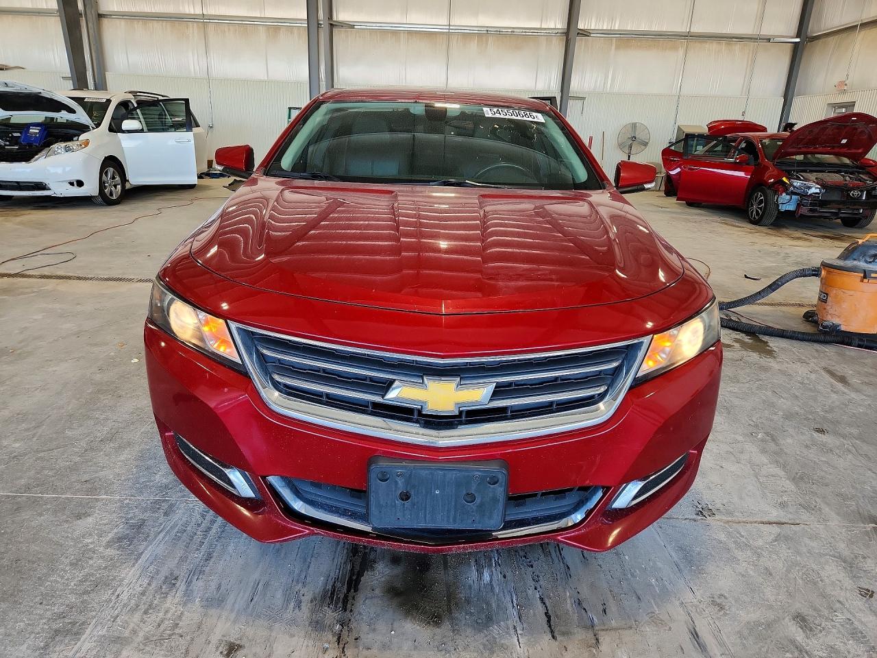2015 Chevrolet Impala Lt Red vin: 2G1115SL7F9242832