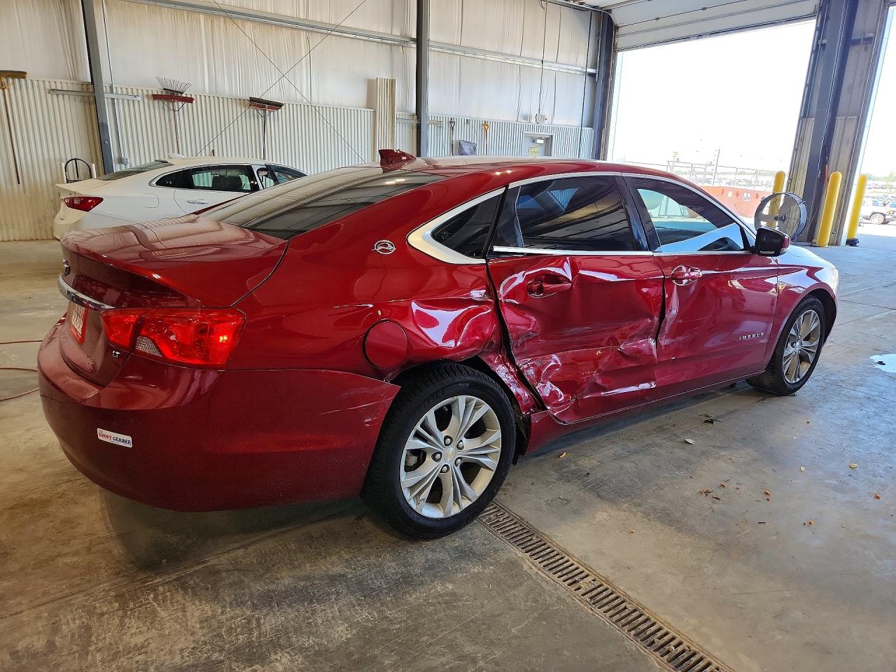 2015 Chevrolet Impala Lt Red vin: 2G1115SL7F9242832