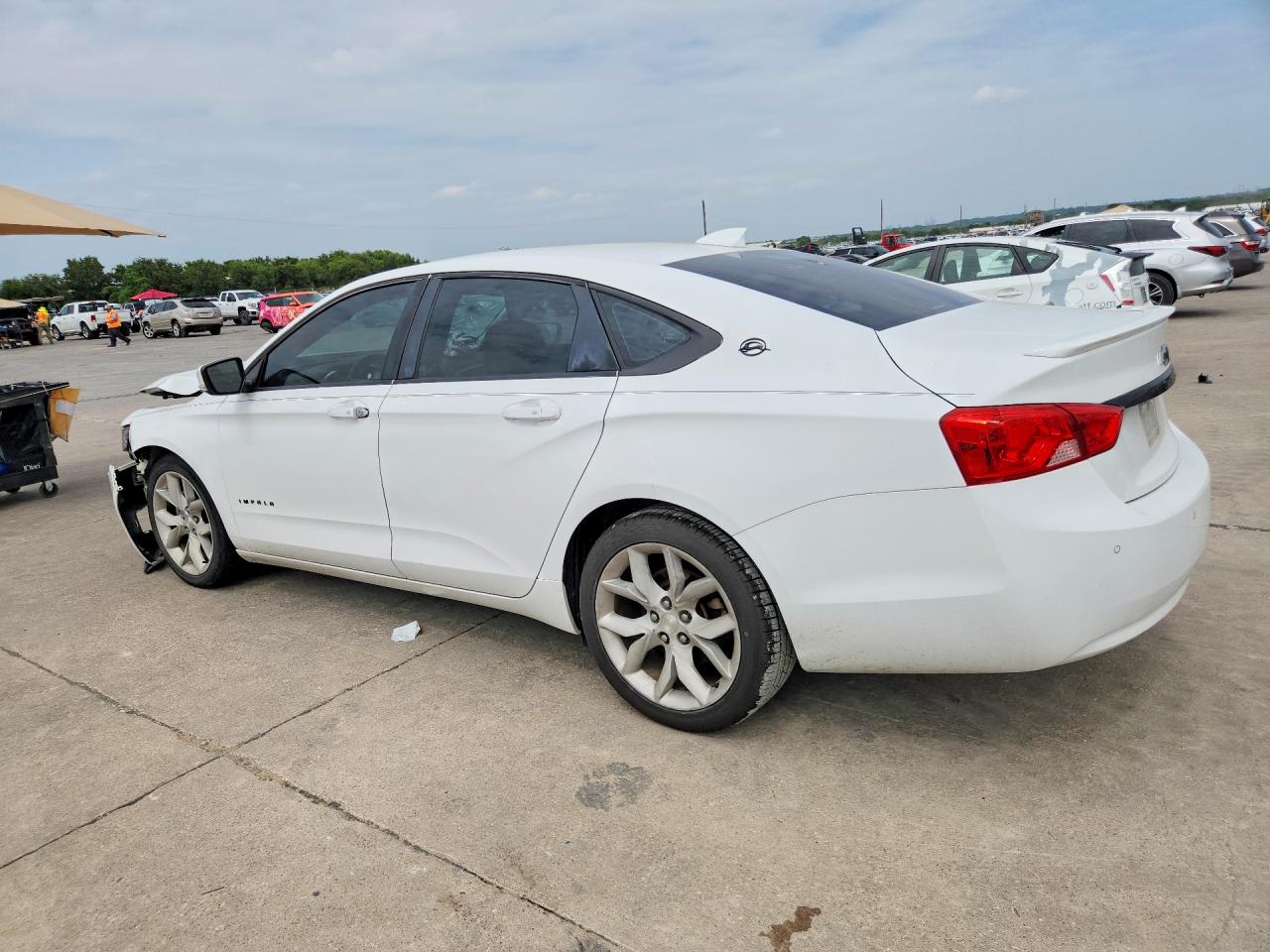 2015 Chevrolet Impala Lt White vin: 2G1115SL8F9161595