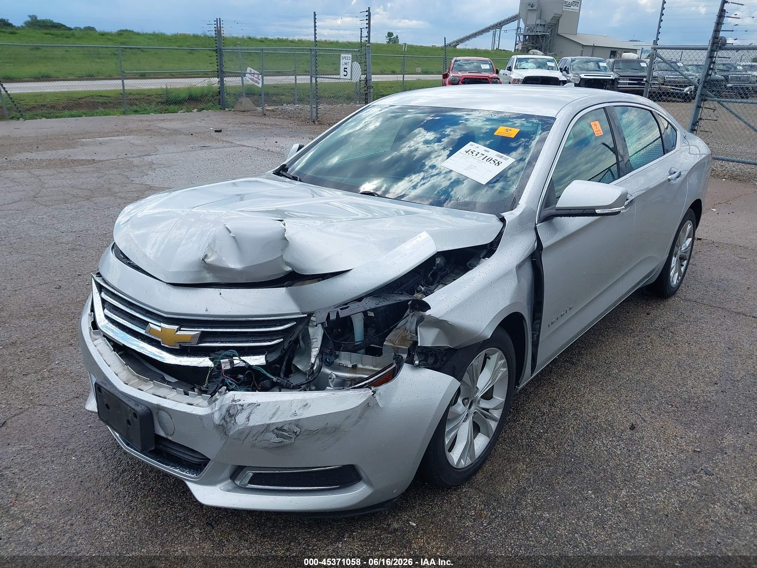2015 Chevrolet Impala 1lt Silver vin: 2G1115SL8F9175108