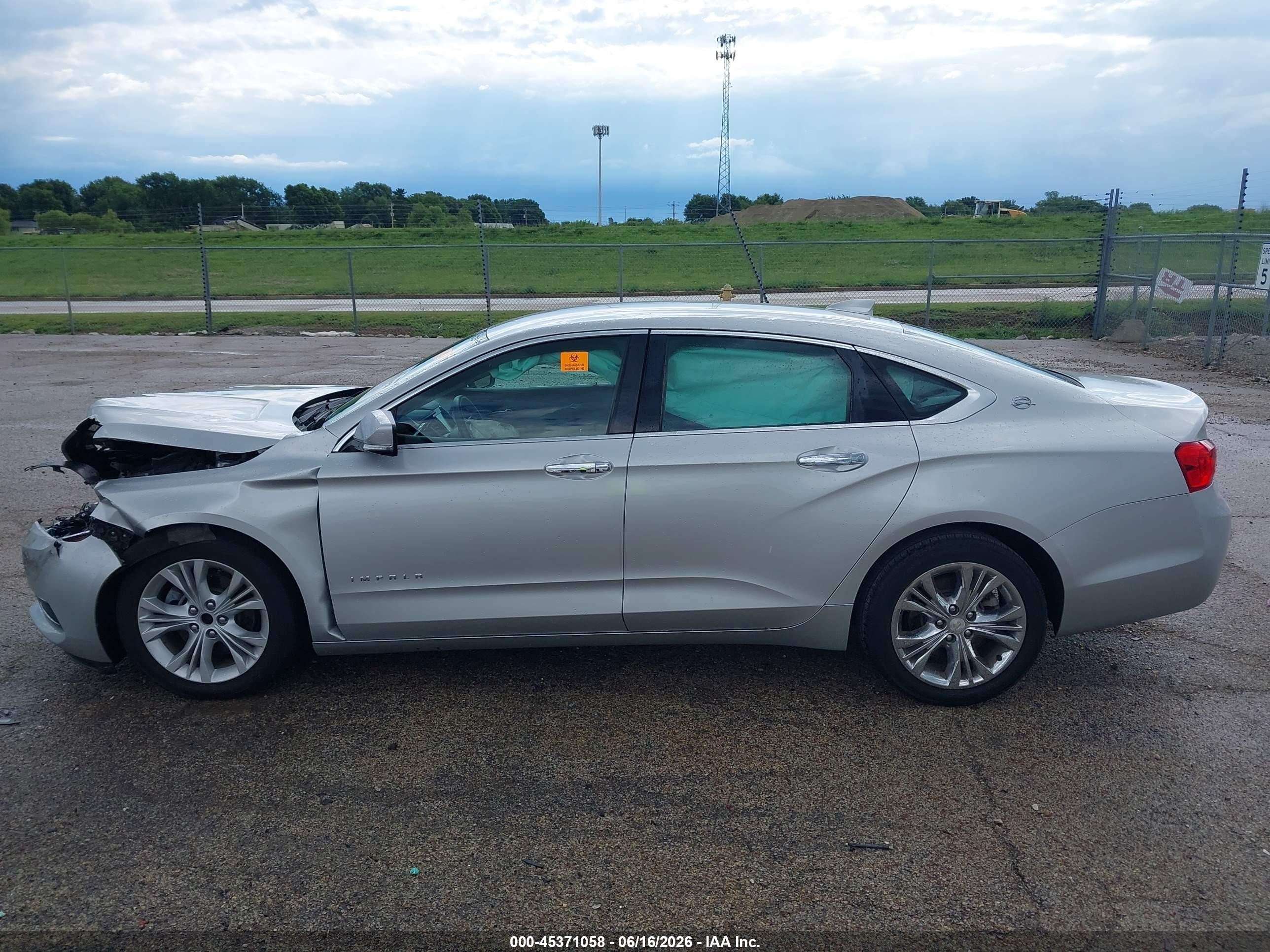 2015 Chevrolet Impala 1lt Silver vin: 2G1115SL8F9175108