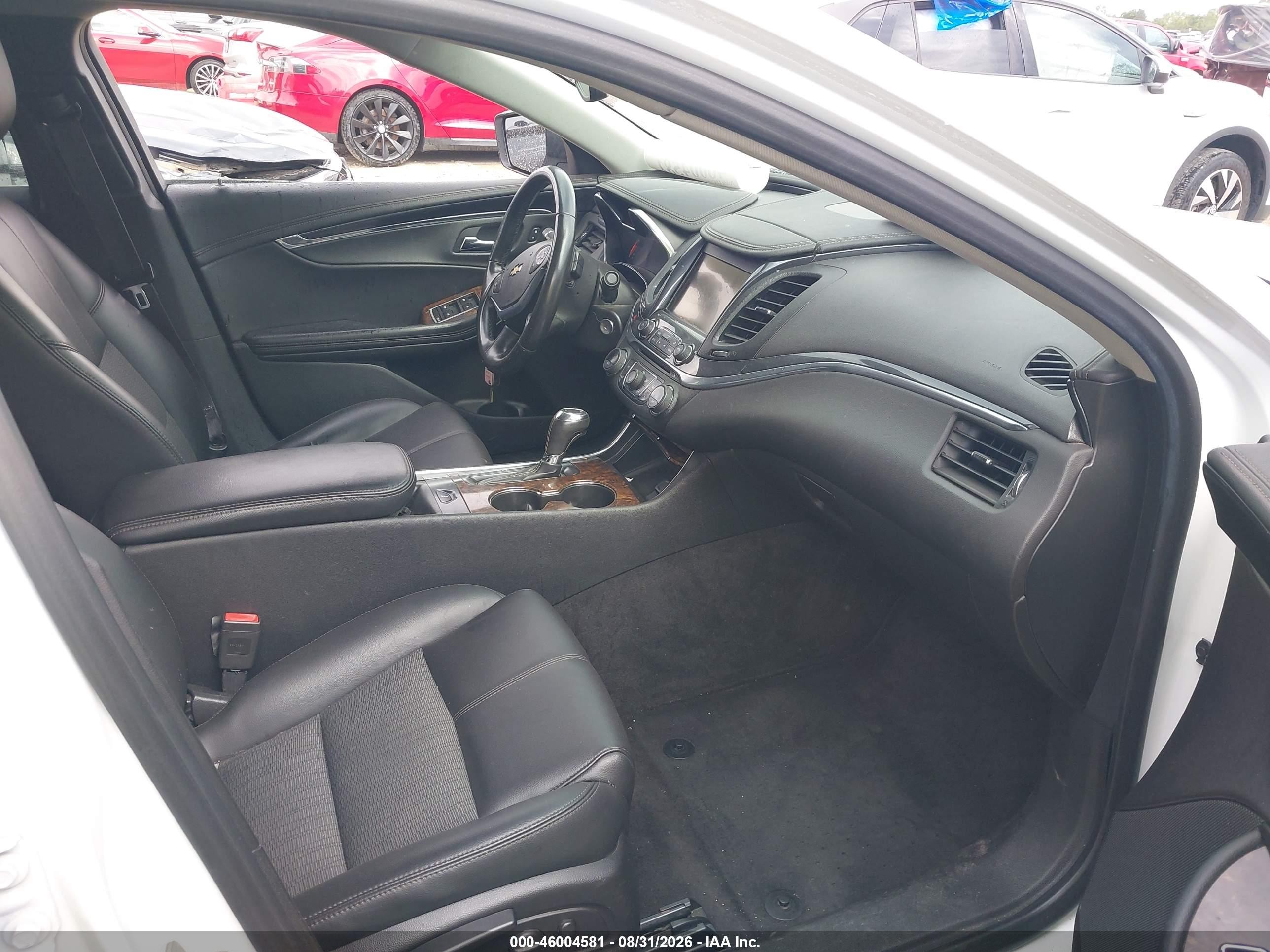 2015 Chevrolet Impala 1lt Белый vin: 2G1115SL9F9105584