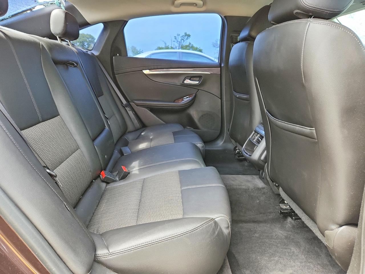 2015 Chevrolet Impala Lt Purple vin: 2G1115SL9F9220136