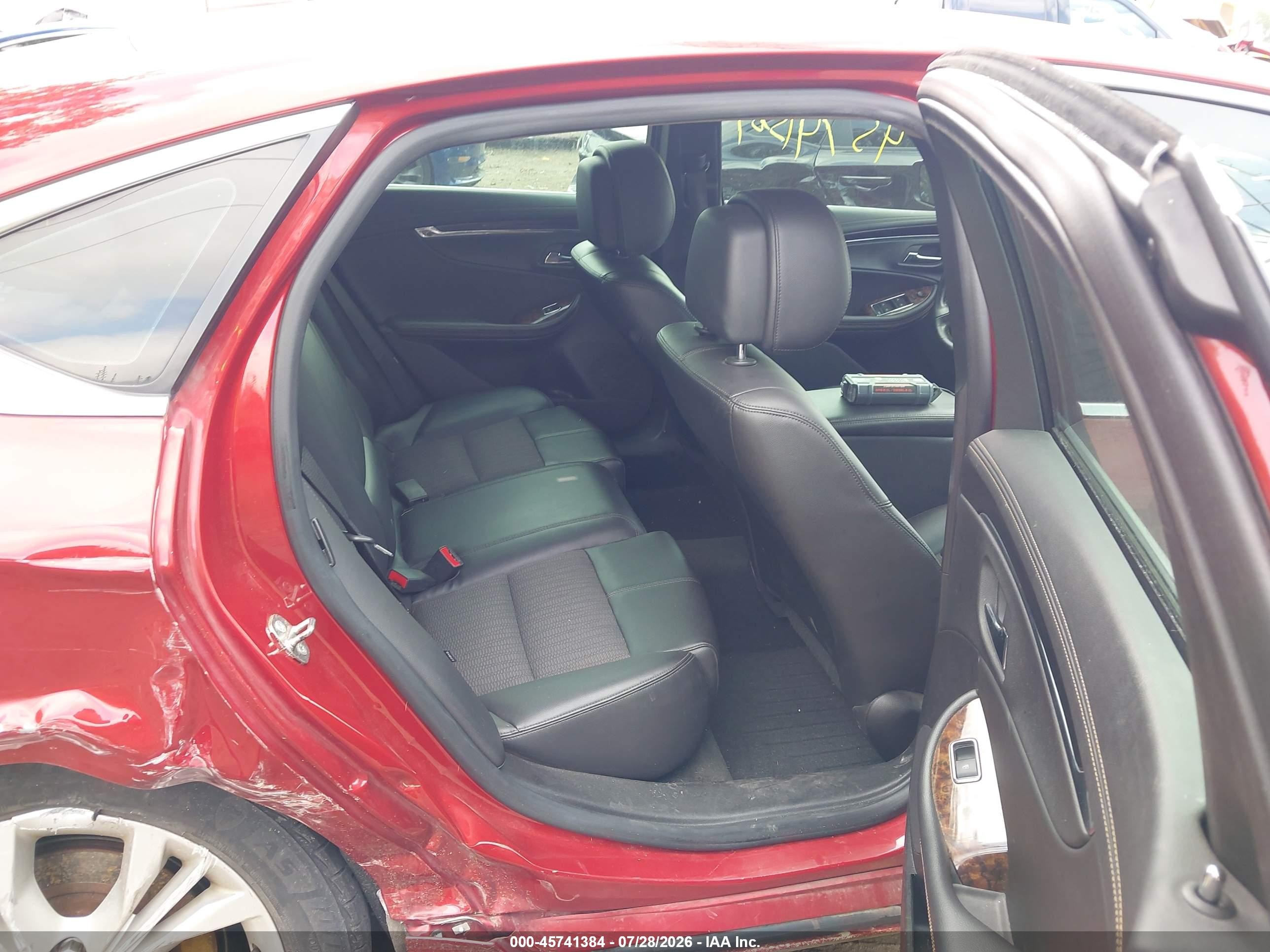2014 Chevrolet Impala 1lt Red vin: 2G1115SLXE9161046