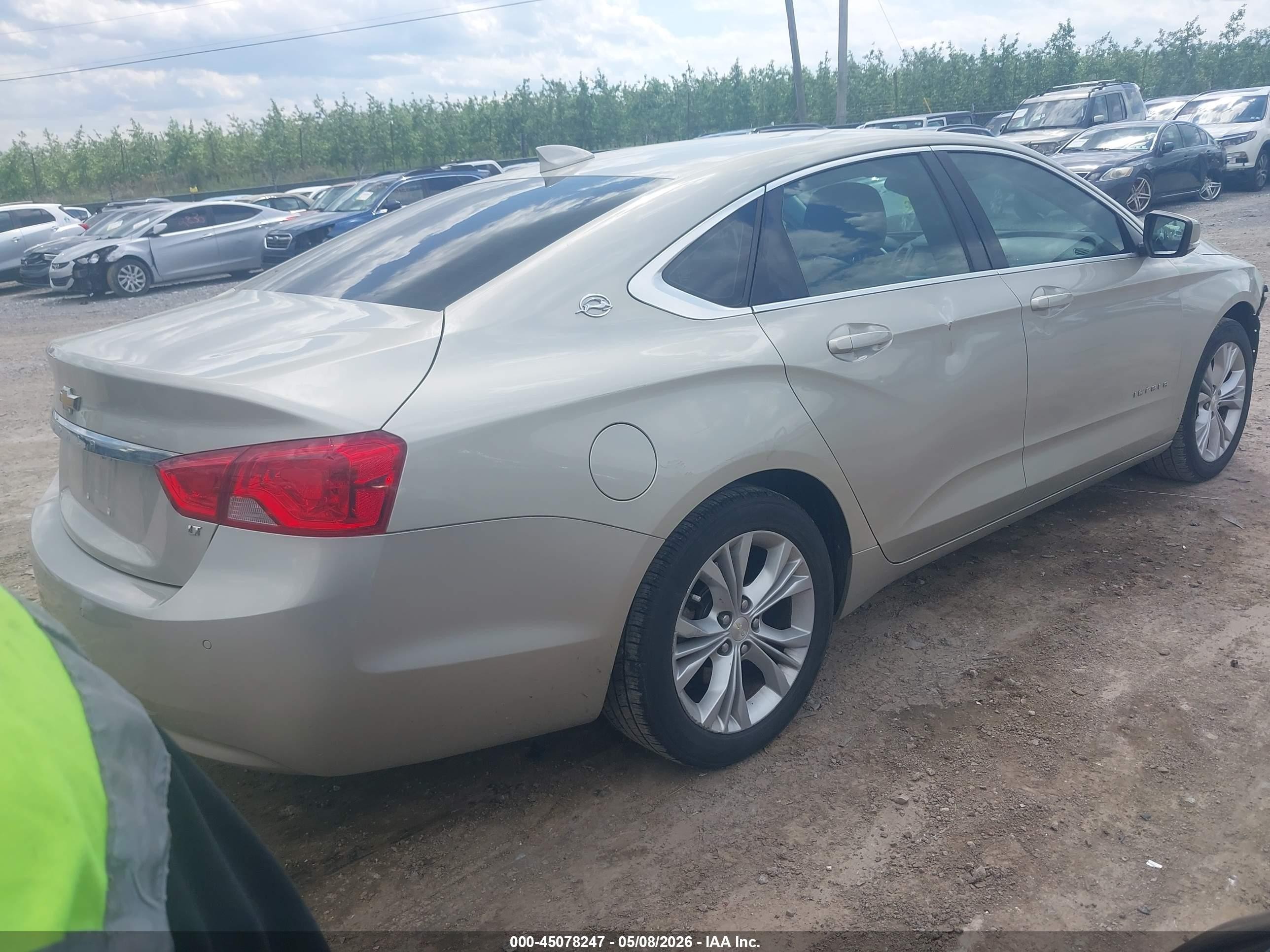 2015 Chevrolet Impala 1lt Gray vin: 2G1115SLXF9258278