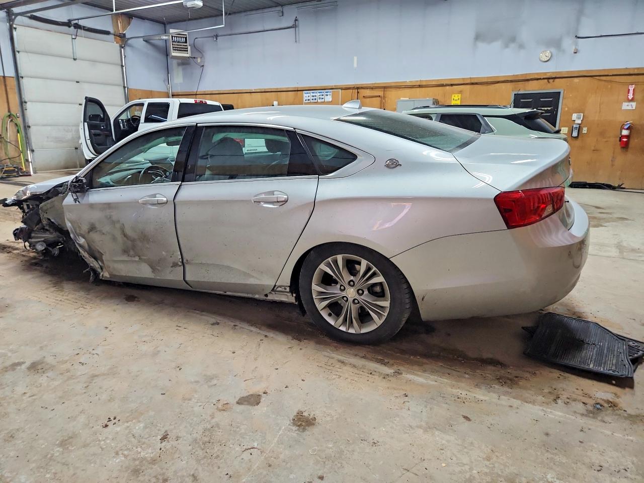 2014 Chevrolet Impala Lt Silver vin: 2G1125S30E9232431