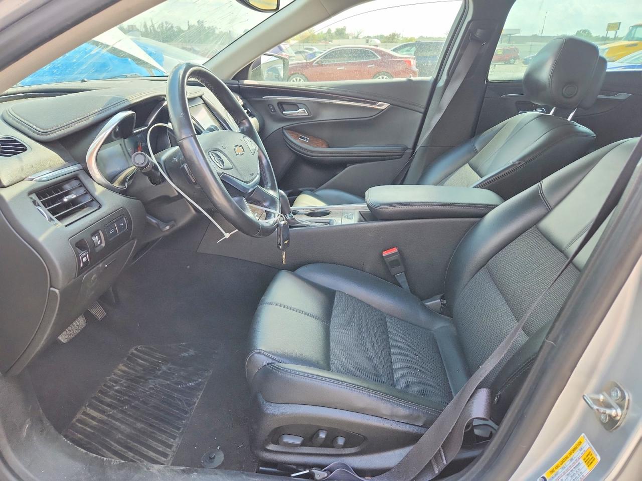 2014 Chevrolet Impala Lt Серебряный vin: 2G1125S32E9143184