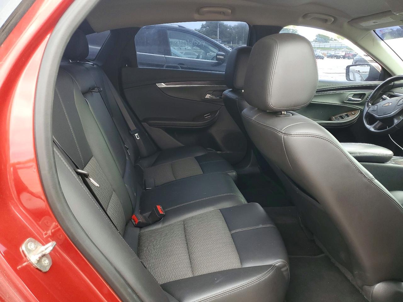 2015 Chevrolet Impala Lt Red vin: 2G1125S32F9121350