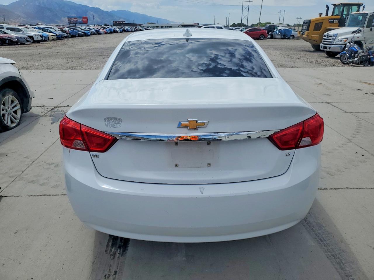 2015 Chevrolet Impala Lt White vin: 2G1125S32F9162545