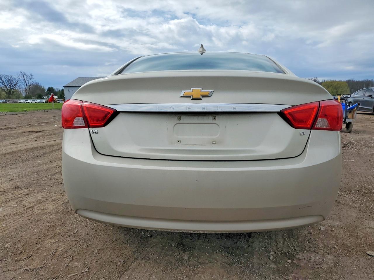 2015 Chevrolet Impala Lt Beige vin: 2G1125S33F9264498