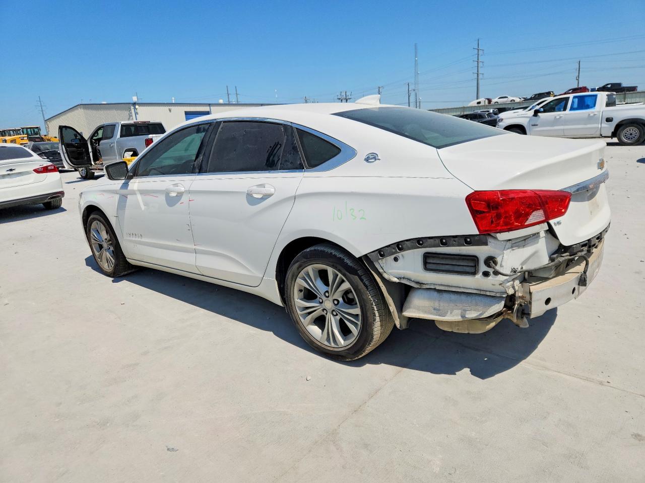 2015 Chevrolet Impala Lt White vin: 2G1125S33F9274559