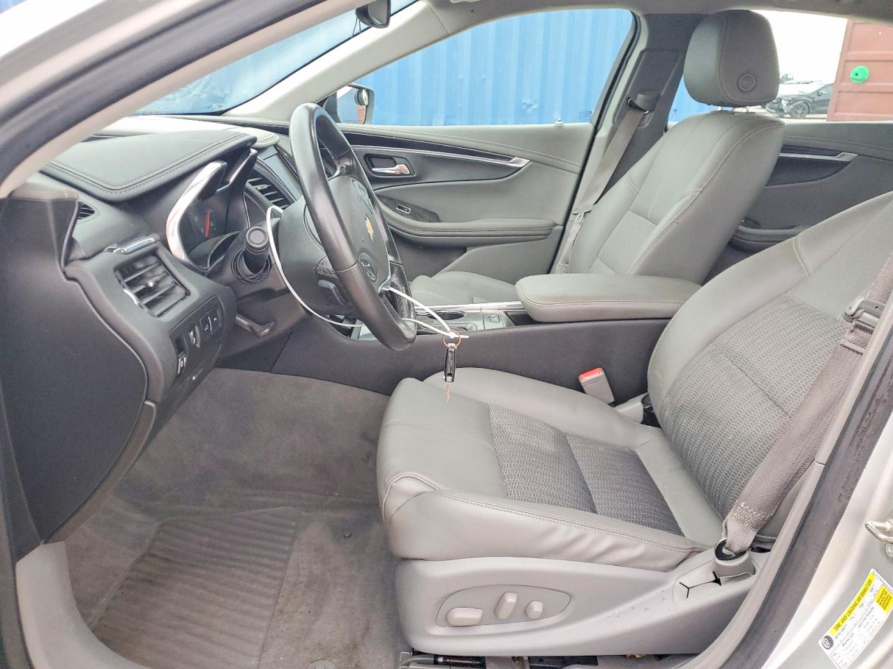 2015 Chevrolet Impala Lt Серебряный vin: 2G1125S34F9123472