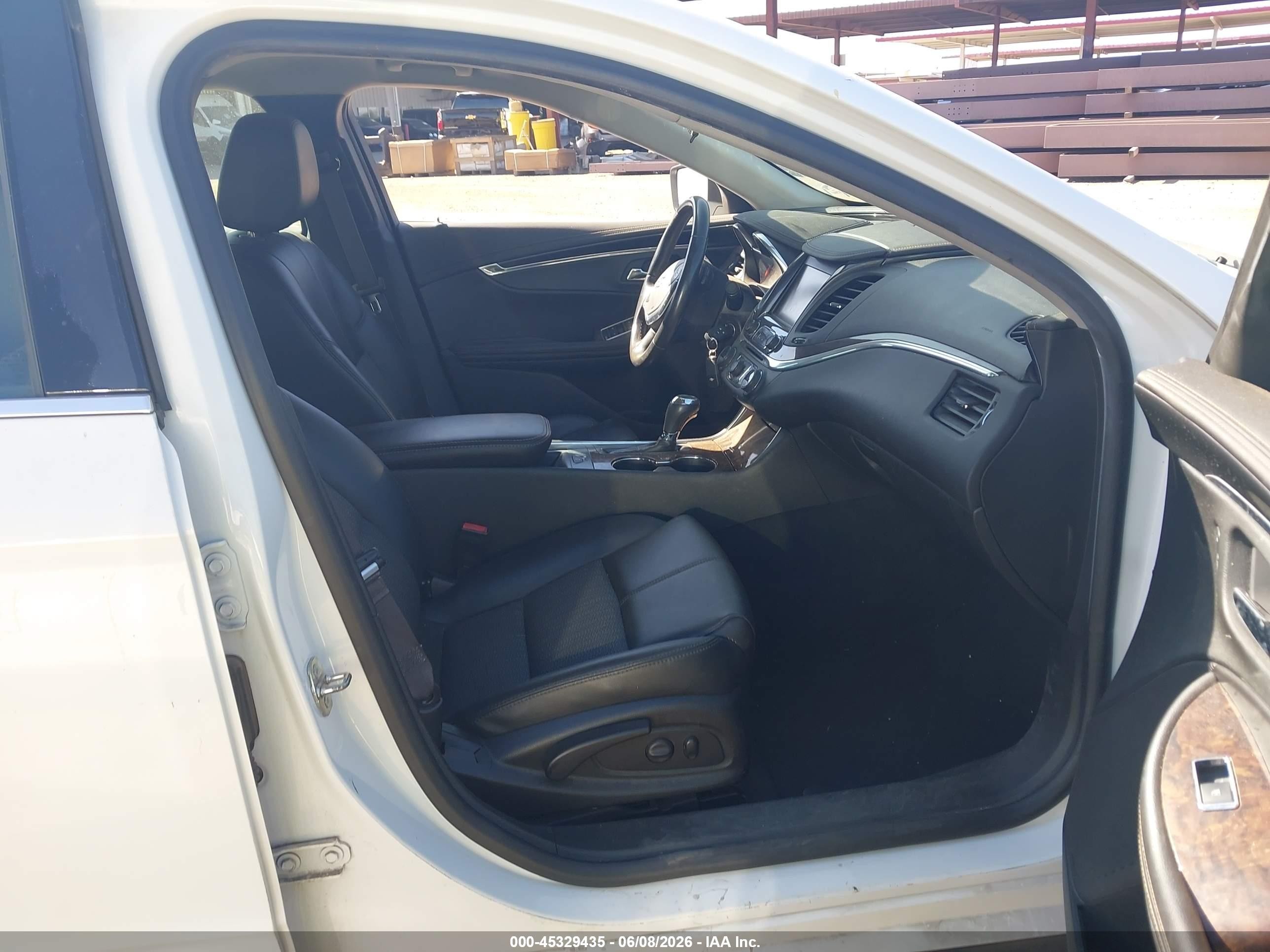 2015 Chevrolet Impala 2lt White vin: 2G1125S34F9261786