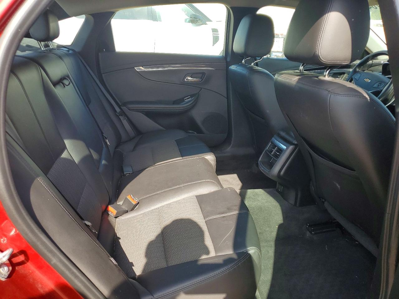 2015 Chevrolet Impala Lt Red vin: 2G1125S34F9295727