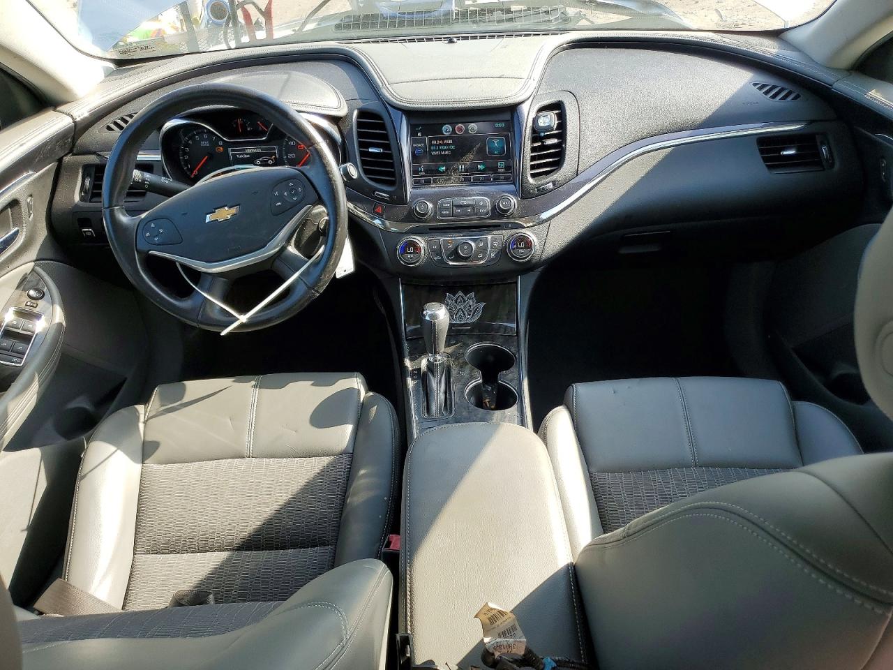 2014 Chevrolet Impala Lt Silver vin: 2G1125S35E9101916