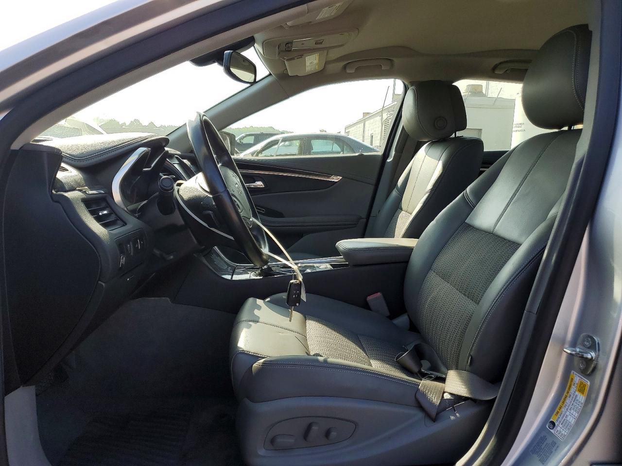 2014 Chevrolet Impala Lt Silver vin: 2G1125S35E9101916