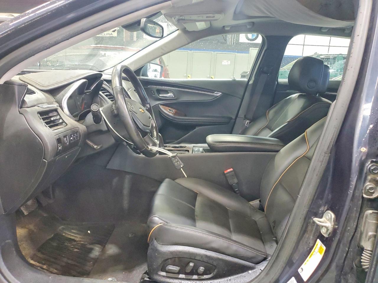 2014 Chevrolet Impala Lt Blue vin: 2G1125S35E9194968