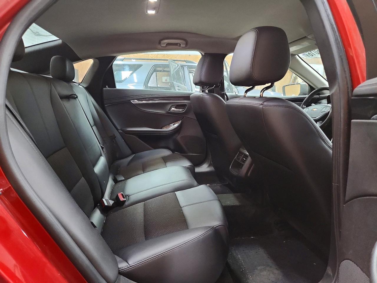 2015 Chevrolet Impala Lt Красный vin: 2G1125S35F9107846