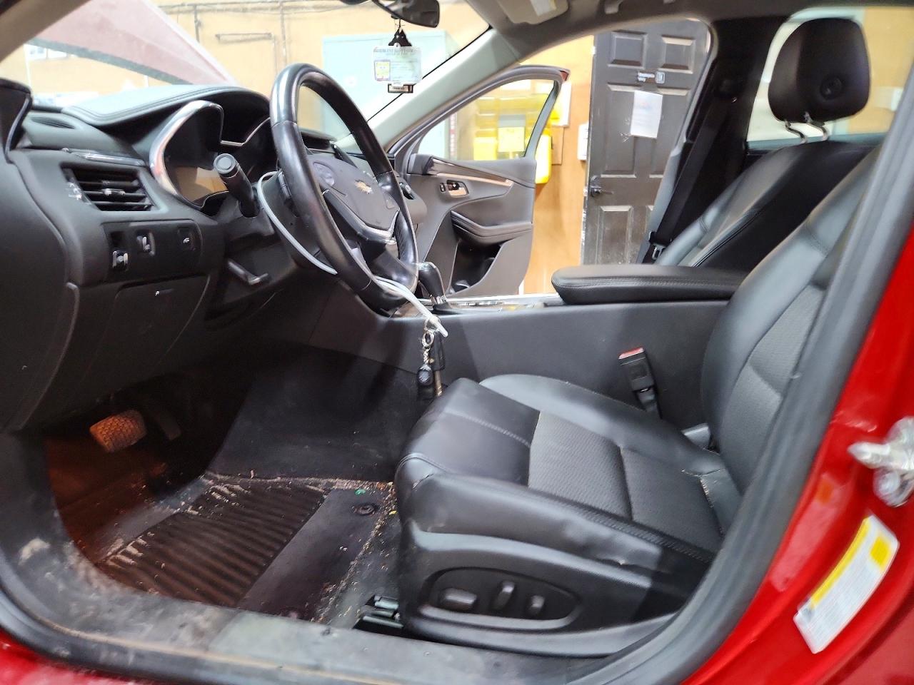 2015 Chevrolet Impala Lt Красный vin: 2G1125S35F9107846