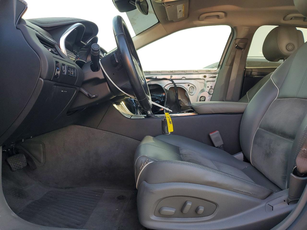2014 Chevrolet Impala Lt Silver vin: 2G1125S36E9169741