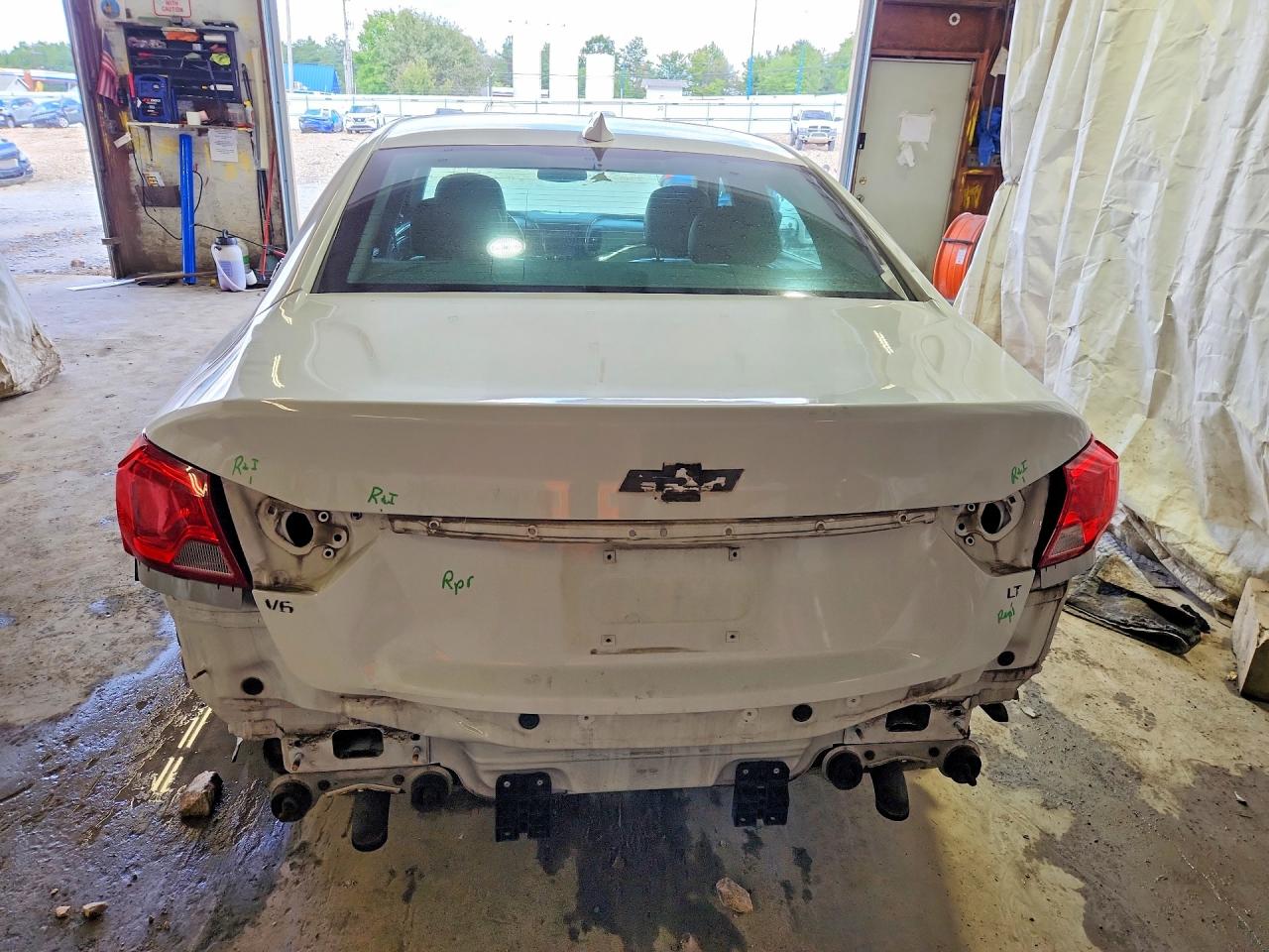 2015 Chevrolet Impala Lt White vin: 2G1125S36F9129063