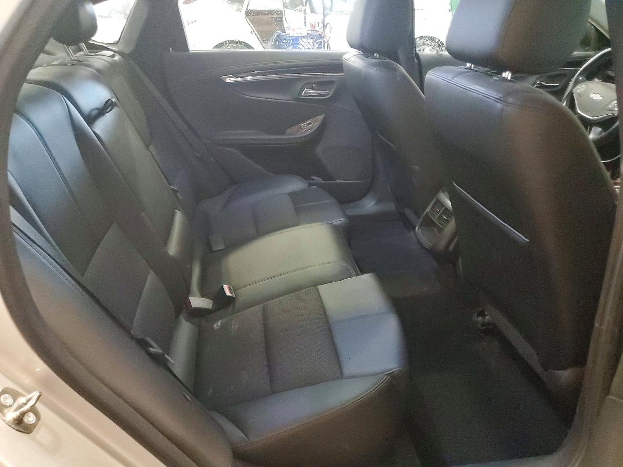 2015 Chevrolet Impala Lt Silver vin: 2G1125S36F9130181