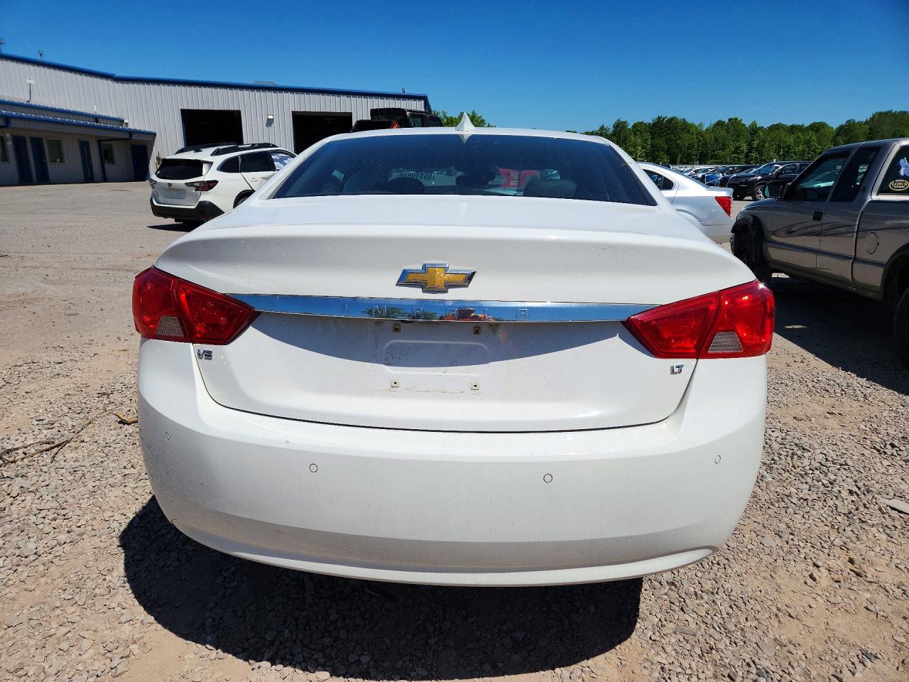 2015 Chevrolet Impala Lt White vin: 2G1125S36F9296510