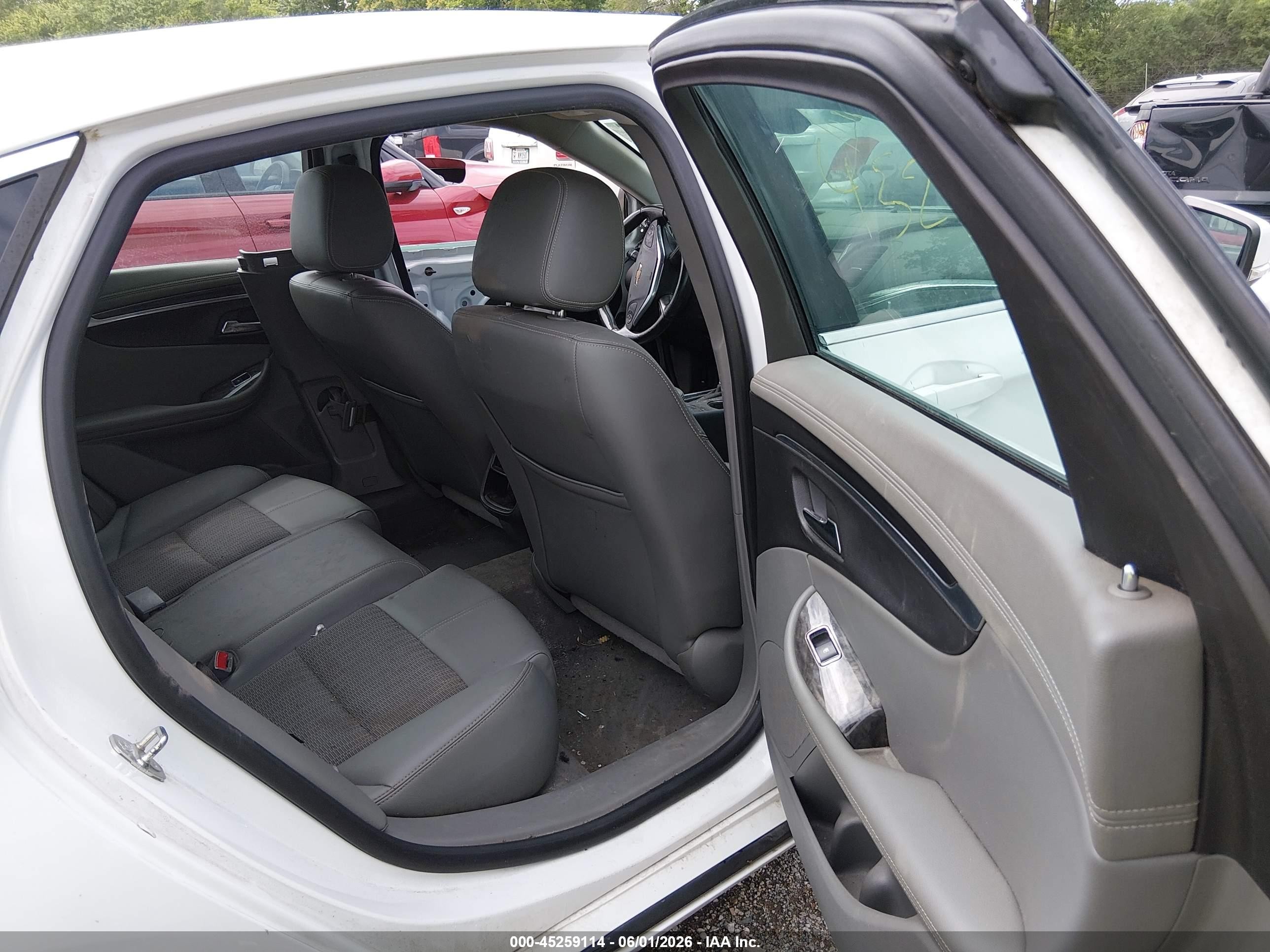 2015 Chevrolet Impala 2lt White vin: 2G1125S37F9199638