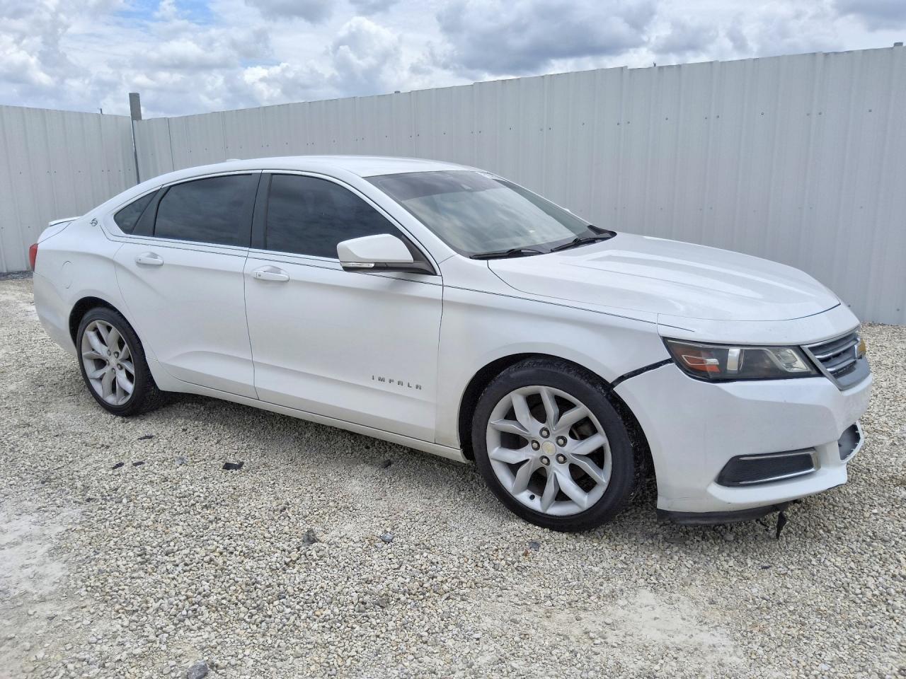 2015 Chevrolet Impala Lt Белый vin: 2G1125S37F9211450