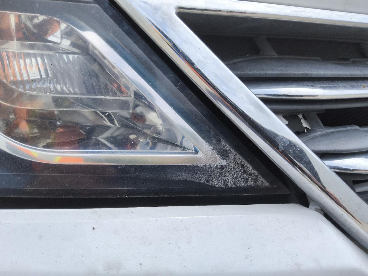 2015 Chevrolet Impala Lt Белый vin: 2G1125S37F9211450 Damage: Right Head Lamp, Water Damage, Replacement Required
