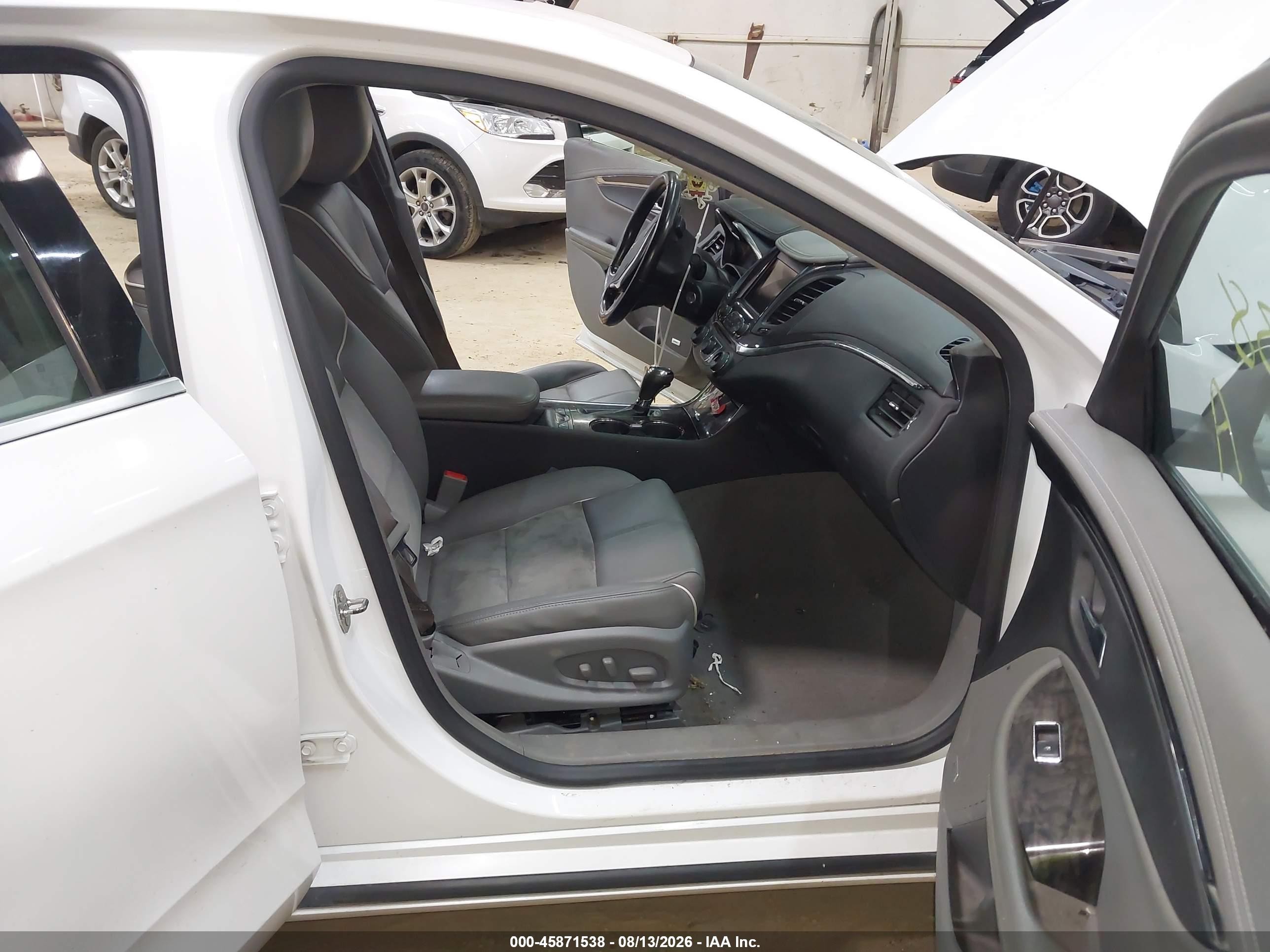 2014 Chevrolet Impala 2lt White vin: 2G1125S38E9168591