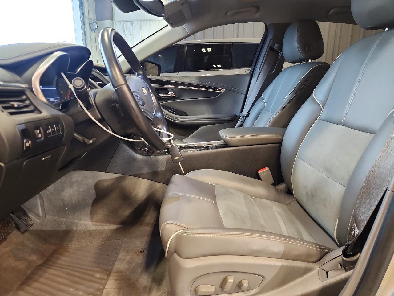 2015 Chevrolet Impala Lt Silver vin: 2G1125S38F9126410