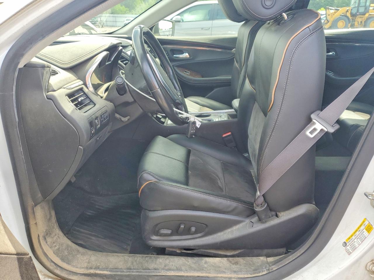 2015 Chevrolet Impala Lt Белый vin: 2G1125S38F9130523