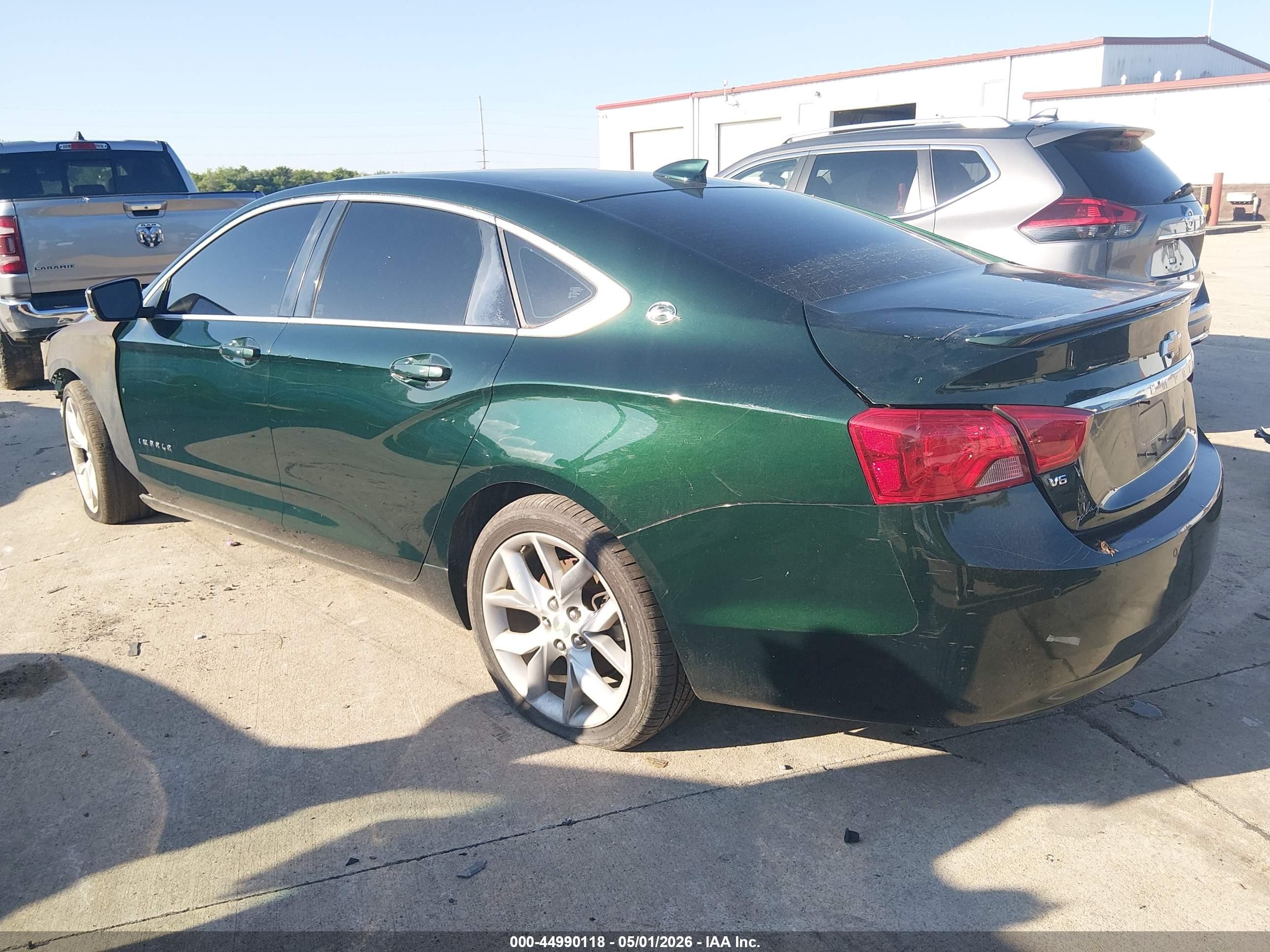 2015 Chevrolet Impala 2lt Зеленый vin: 2G1125S38F9273536