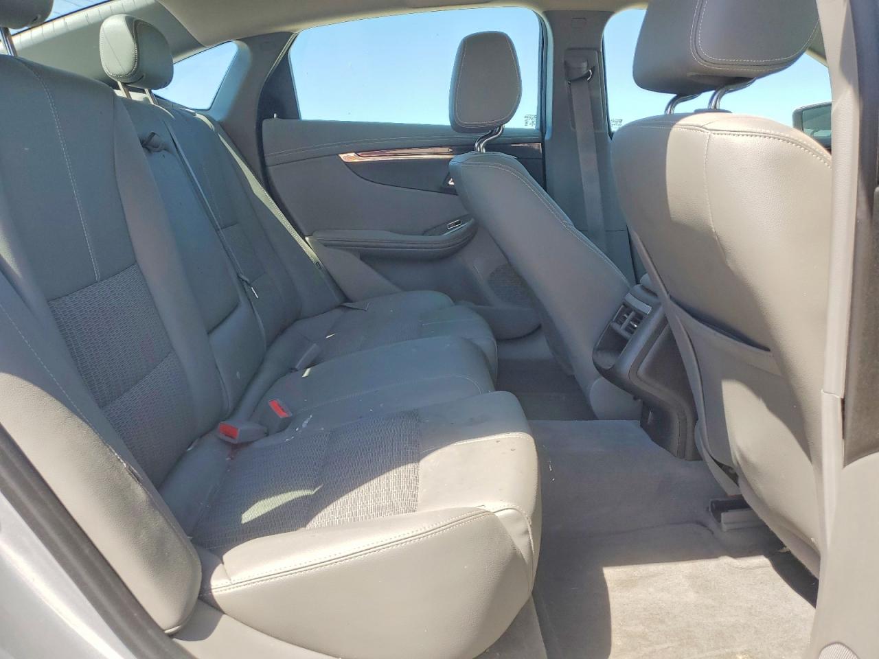 2015 Chevrolet Impala Lt Silver vin: 2G1125S39F9297599