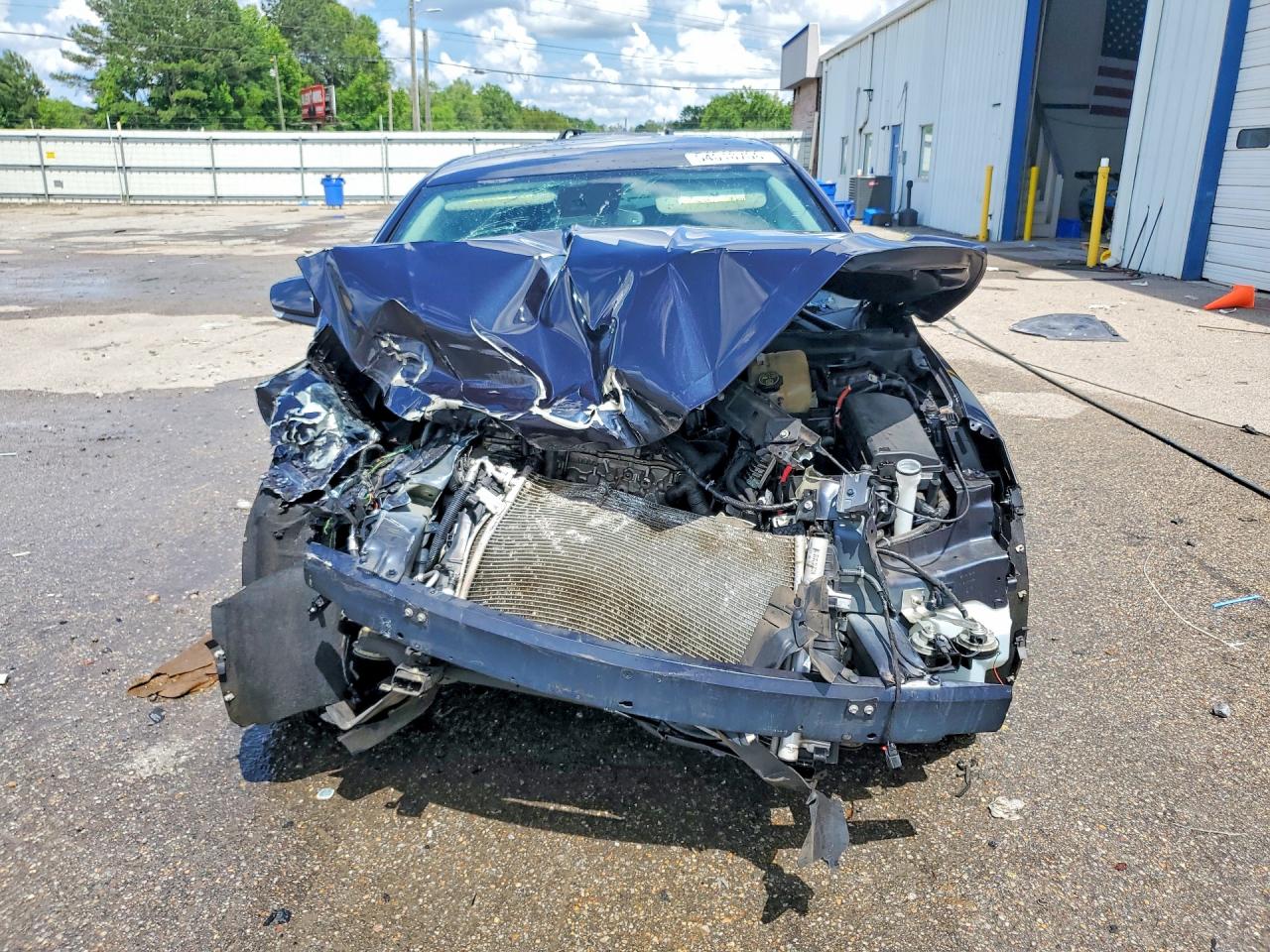 2014 Chevrolet Impala Lt Blue vin: 2G1125S3XE9112457