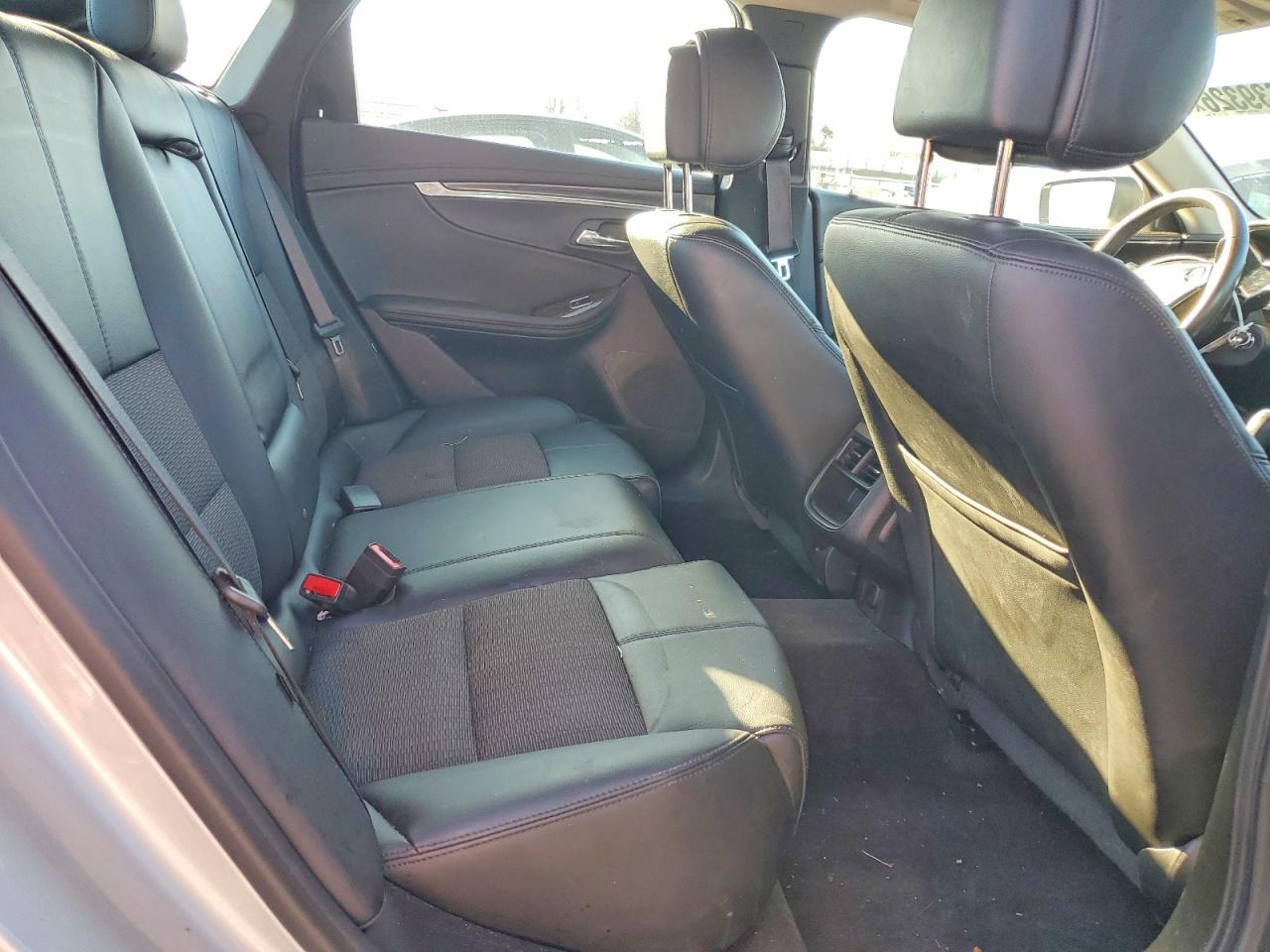 2014 Chevrolet Impala Lt Silver vin: 2G1125S3XE9284553