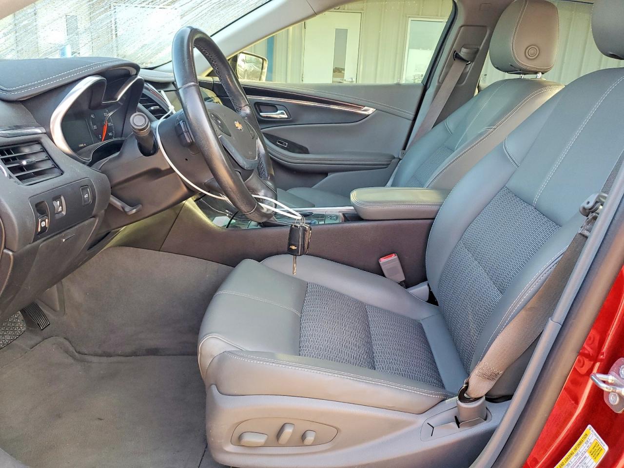 2015 Chevrolet Impala Lt Burgundy vin: 2G1125S3XF9144410