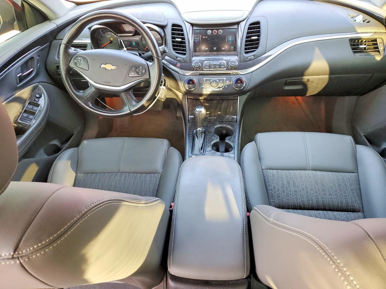 2015 Chevrolet Impala Lt Burgundy vin: 2G1125S3XF9144410