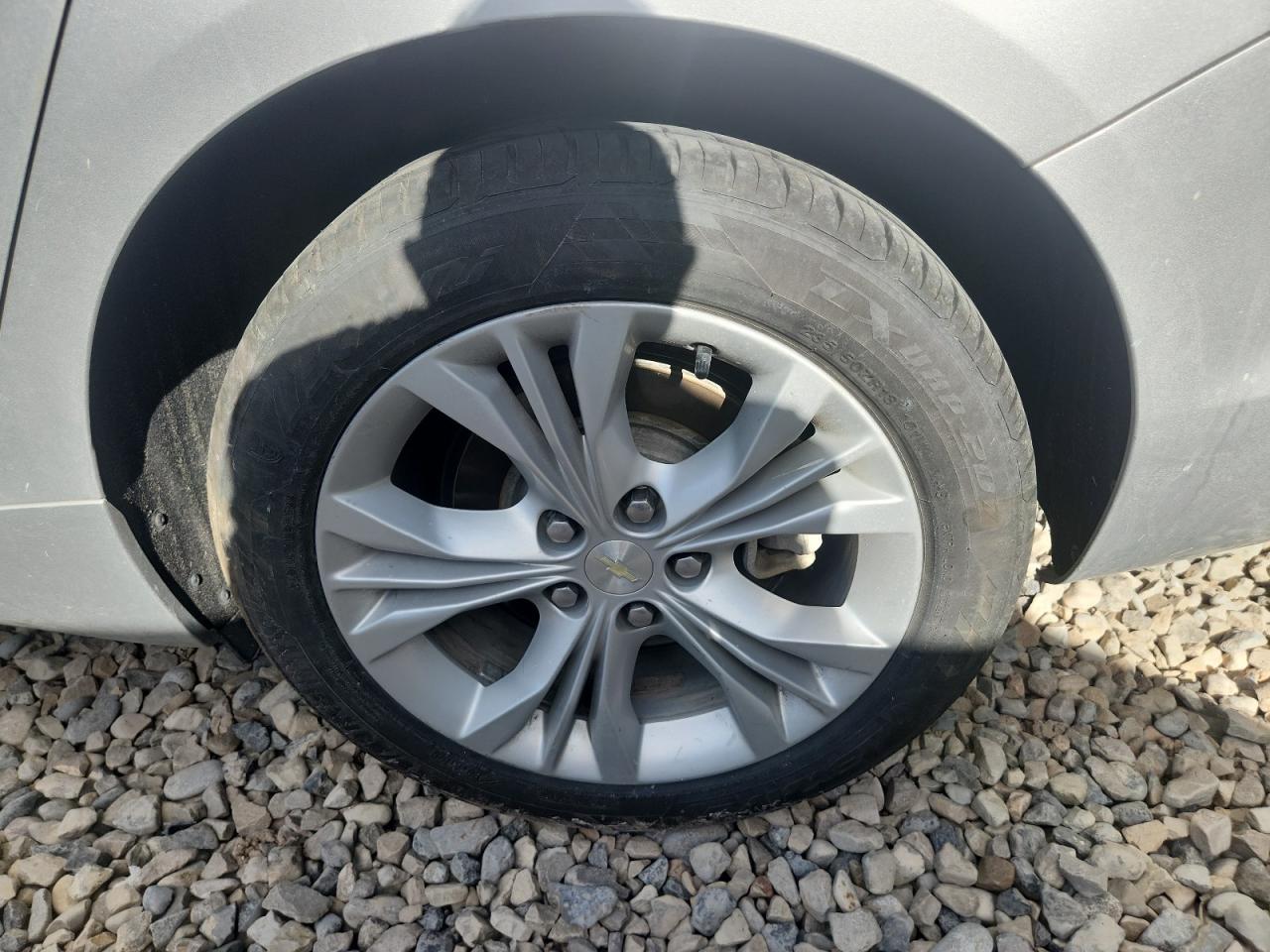 2015 Chevrolet Impala Lt Silver vin: 2G1125S3XF9274851 Damage: Left Rear Wheel, Curb Rash, 2 To 3 Inches