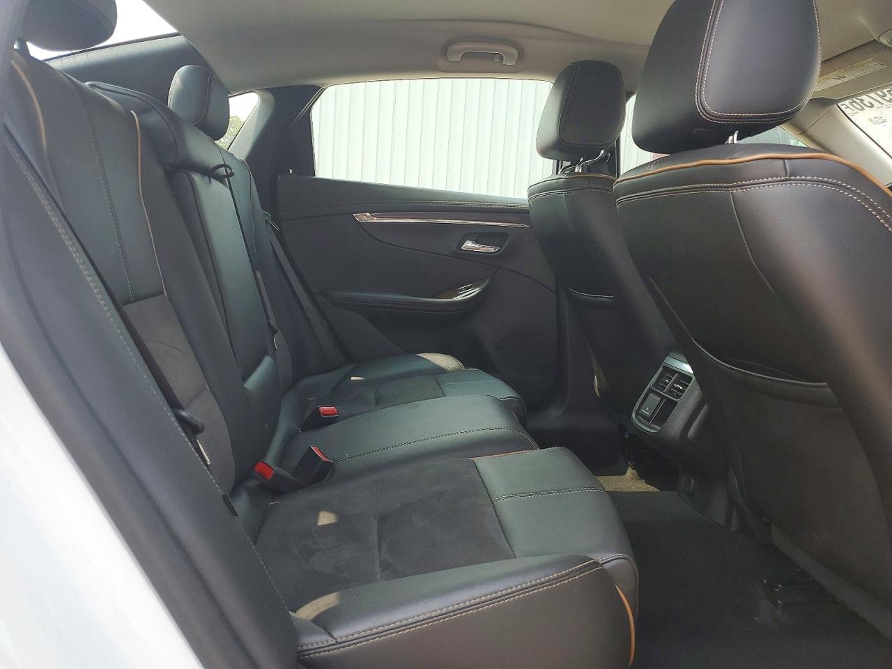 2015 Chevrolet Impala Lt Белый vin: 2G1125S3XF9290984