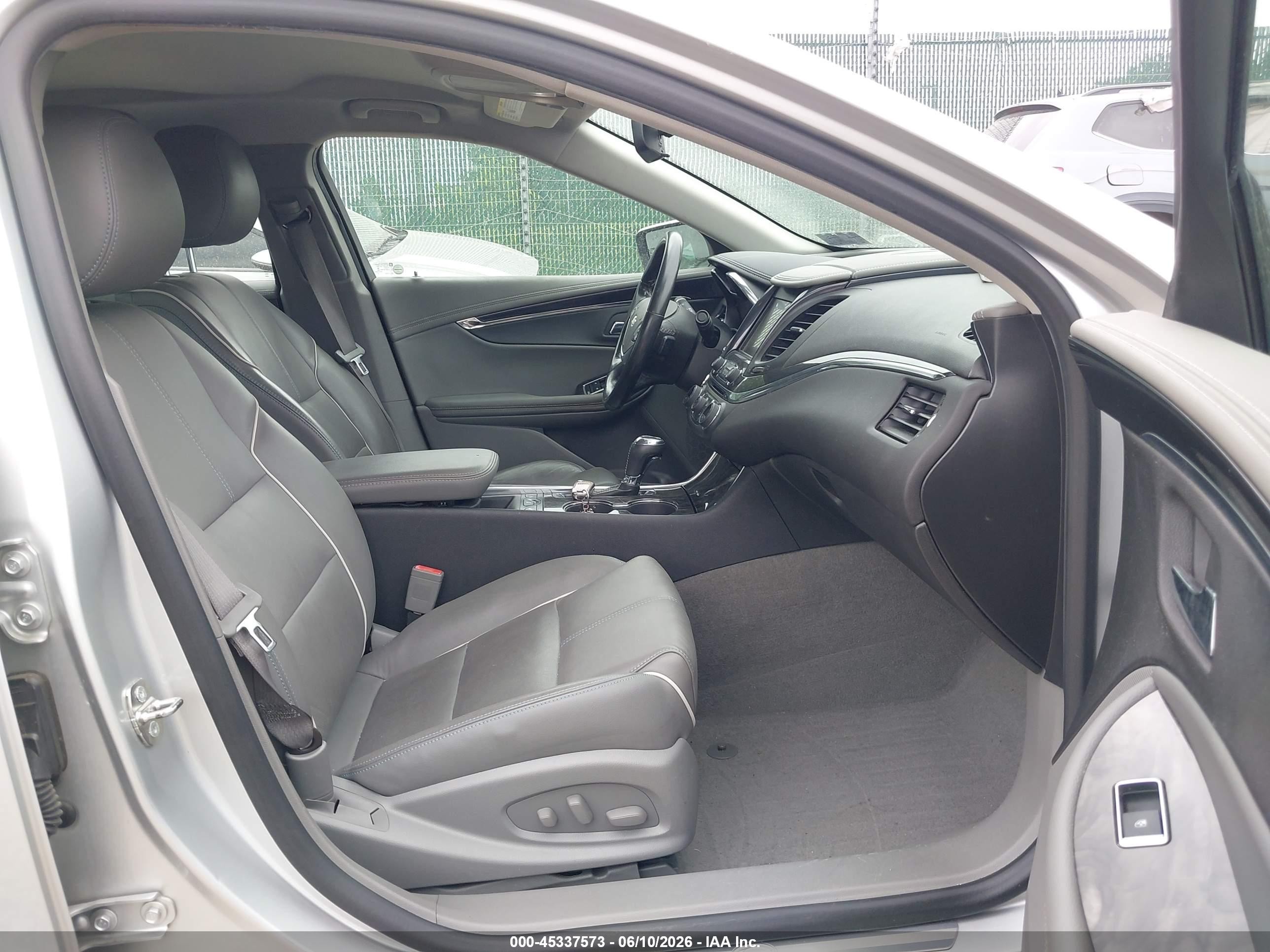 2014 Chevrolet Impala 1lz Silver vin: 2G1145SL5E9211648