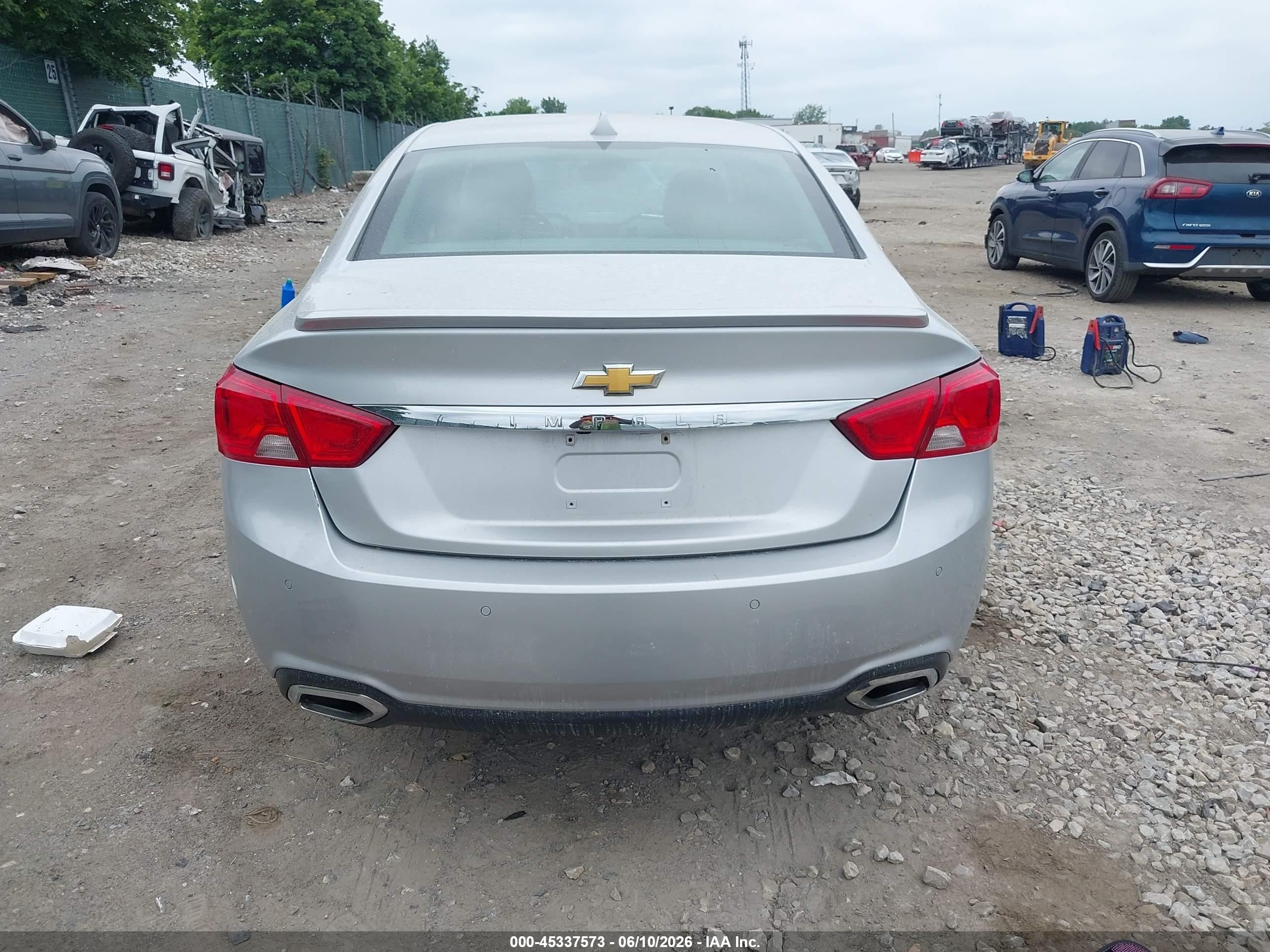 2014 Chevrolet Impala 1lz Silver vin: 2G1145SL5E9211648