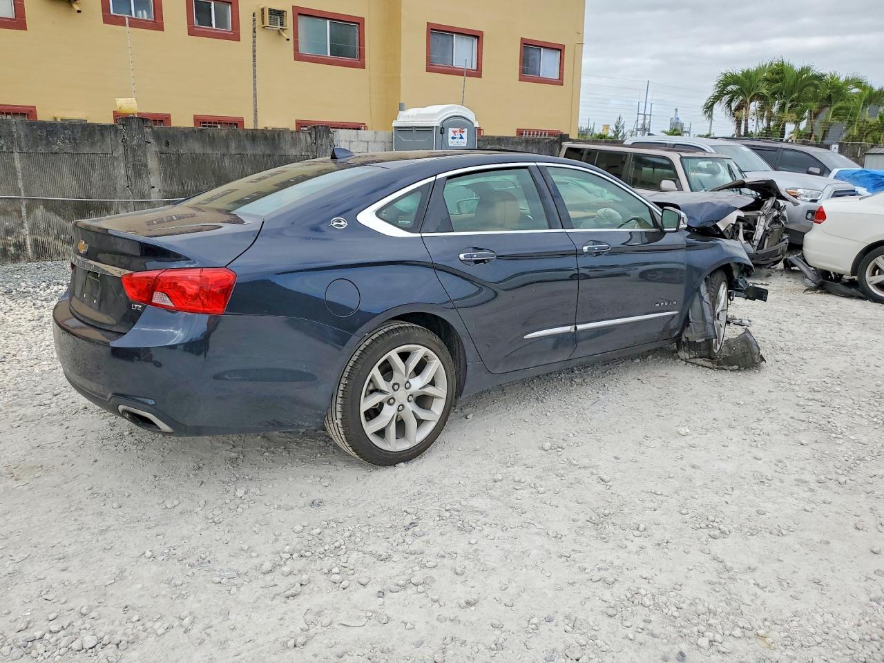 2014 Chevrolet Impala Ltz Blue vin: 2G1155S31E9188009