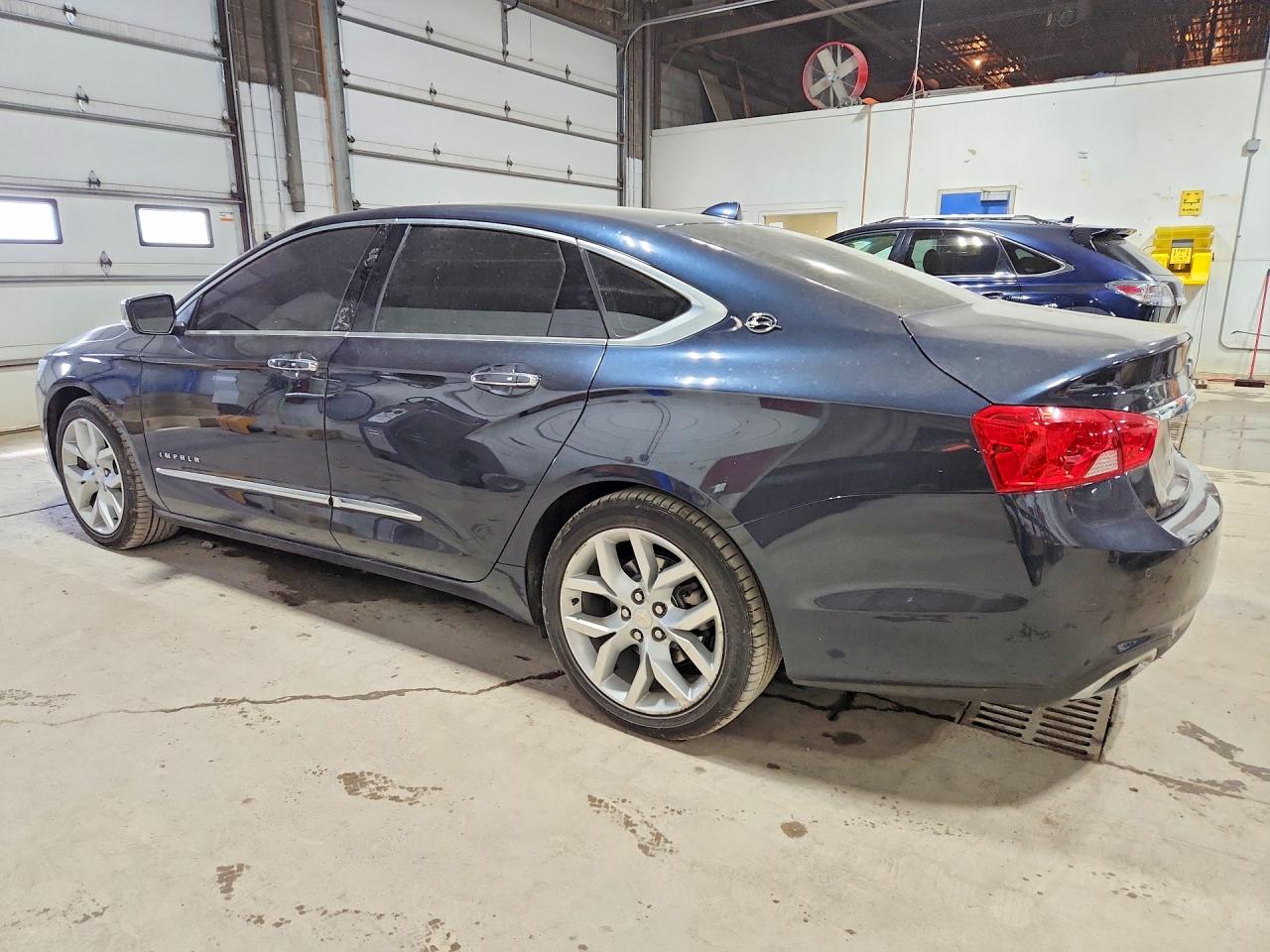 2014 Chevrolet Impala Ltz Blue vin: 2G1155S37E9162479