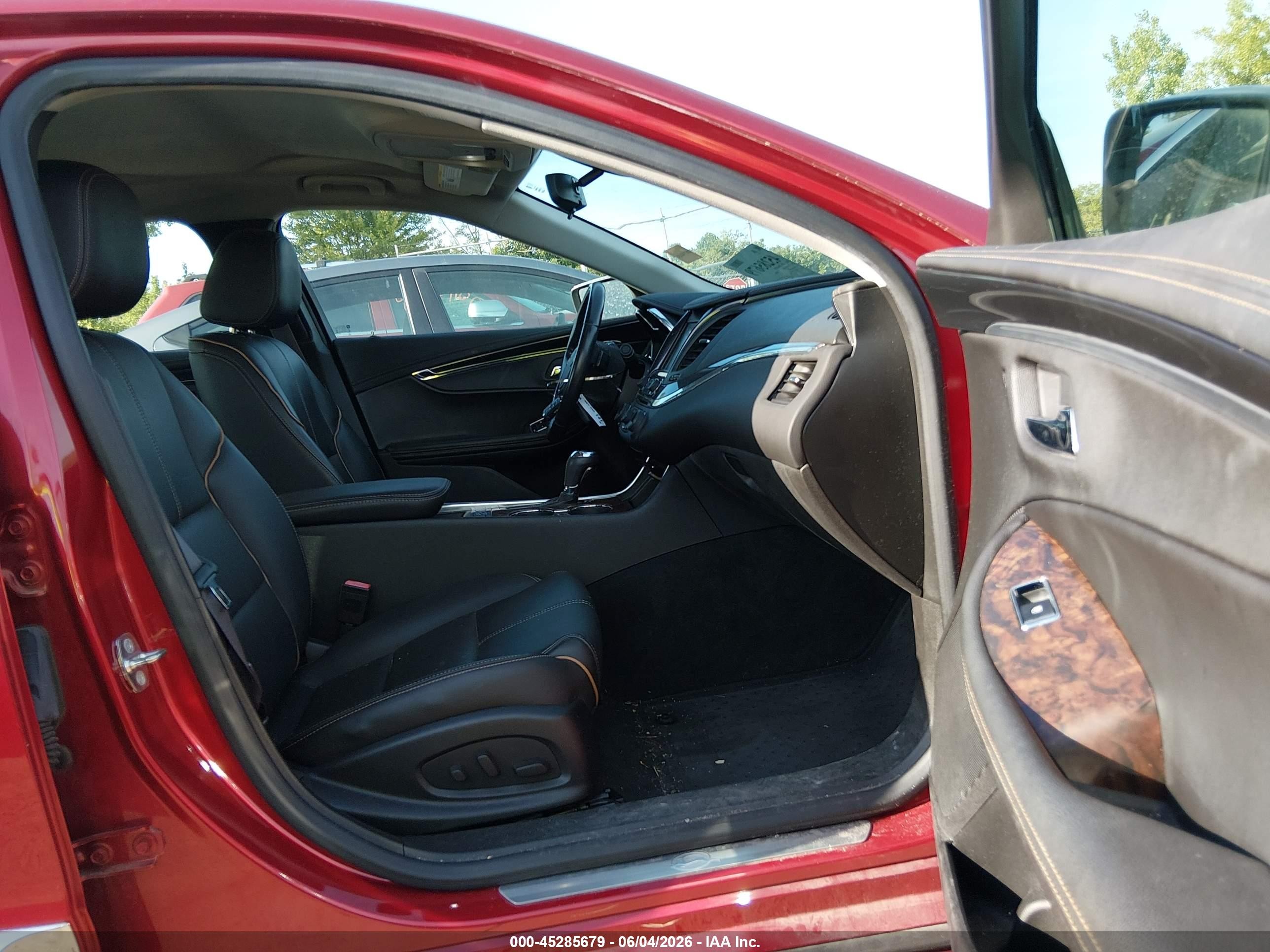 2015 Chevrolet Impala 1lz Red vin: 2G1155SL6F9200351