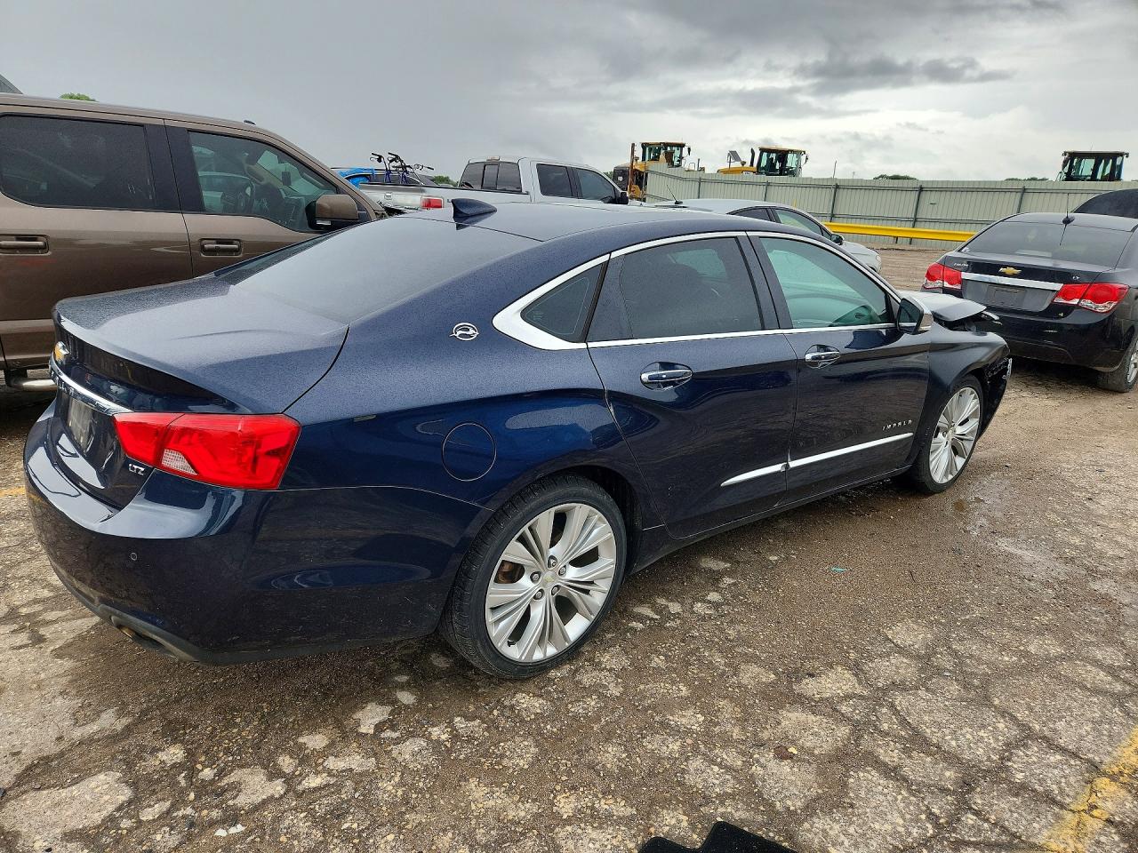 2015 Chevrolet Impala Ltz Blue vin: 2G1165S30F9234900