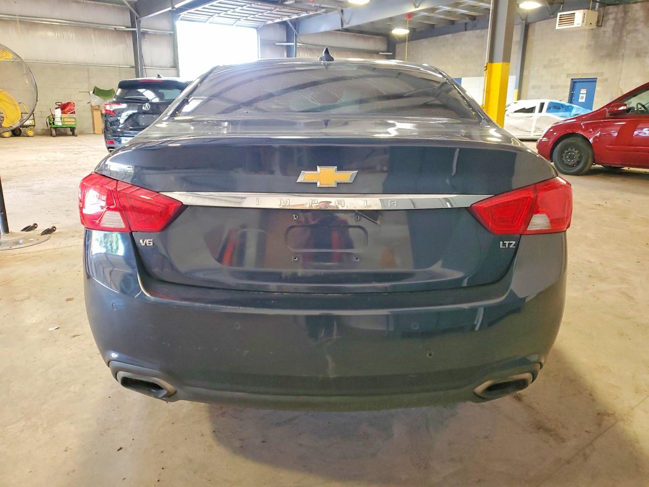 2015 Chevrolet Impala Ltz Blue vin: 2G1165S30F9250644