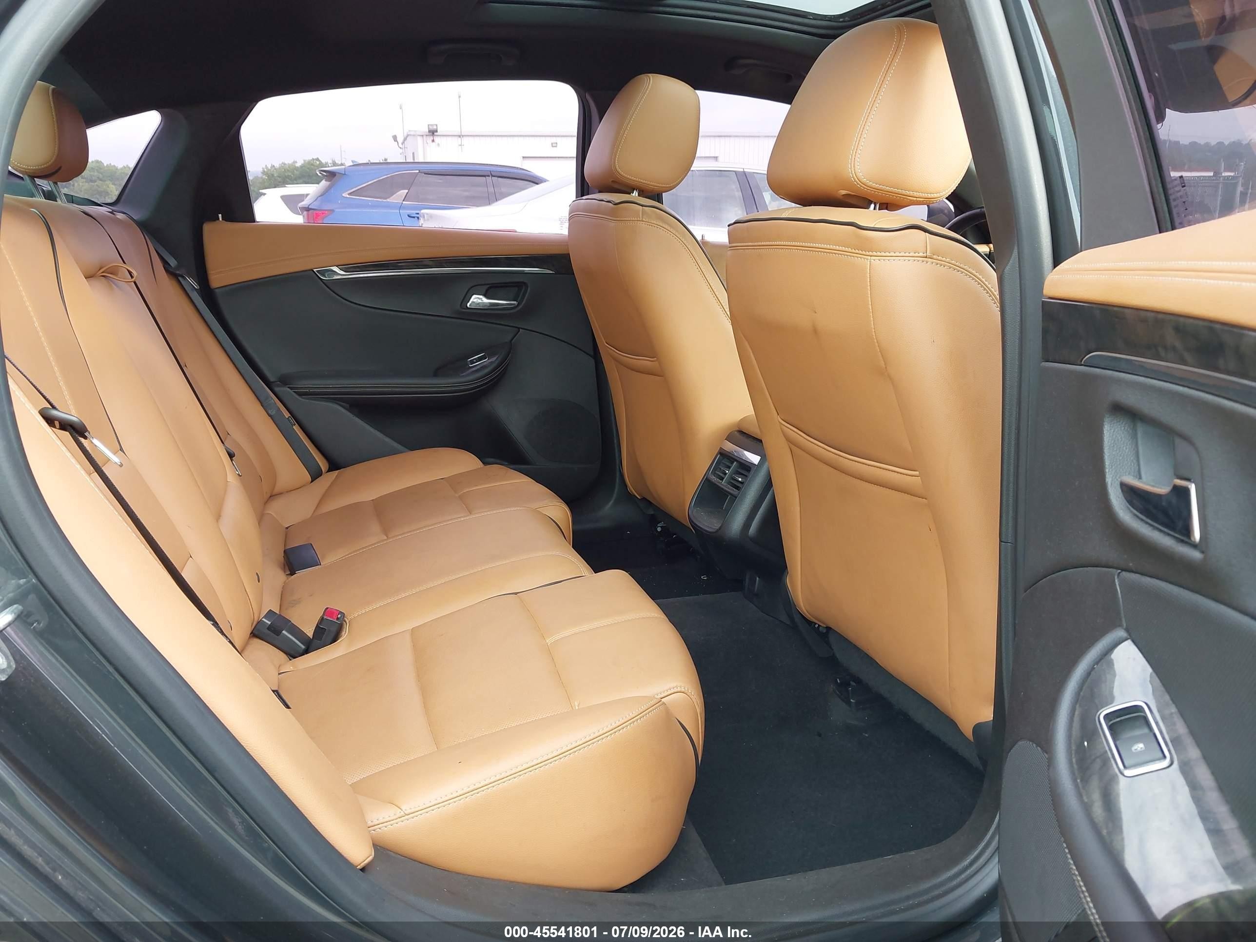 2015 Chevrolet Impala 2lz Серый vin: 2G1165S31F9101157